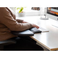 Mousetrapper Armrest - Asymmetric wrist rest Faux leather Black
