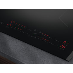 AEG TI84IB10FB Juoda Įmontuoti 80 cm Indukcinė viryklė, nepadalyta į sritis 4 zone(s)
