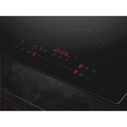 AEG TT8SCB00CT Black Built-in 80 cm Zone induction hob 4 zone(s) Built-in hood