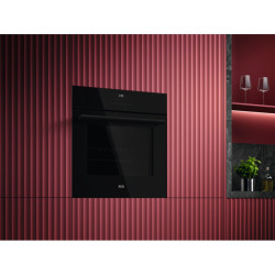 AEG Series 5000 TU5PB403PB 65 L 2320 W Juoda