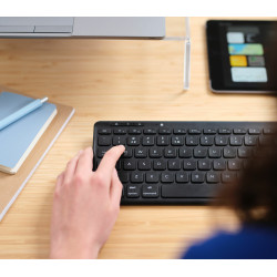 Trust Lyra klaviatūra Pelė įskaityta Biuras USB + RF Wireless + Bluetooth QWERTY Šiaurės šalių Juoda