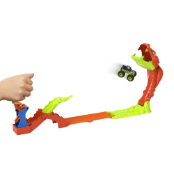 Hot Wheels Monster Trucks JJN44 play vehicle/play track