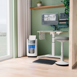 Leitz IQ OptiMax Home Office 225 paper shredder Micro-cut shredding 58 dB Grey, White