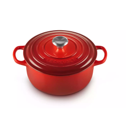 Le Creuset Signature Pot  22cm / 3.3L