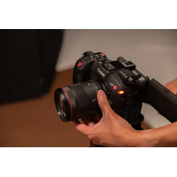 Canon RF 85mm F1.4L VCM MILC Teleobjektyvas