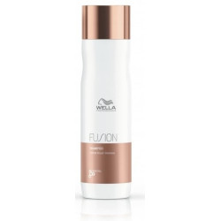 Wella Professionals Fusion Intense Repair Shampoo 250 ml